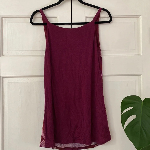 CAbi #3084 Celebrate Geometric Dot Drape Neck Maroon Cream Purple Blouse Rayon S - Picture 8 of 10